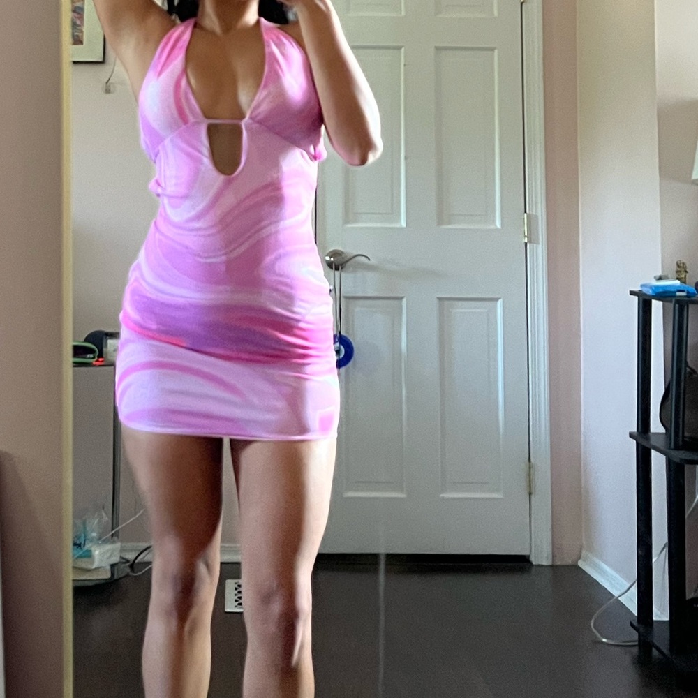 Elegant Pink Halter Dress